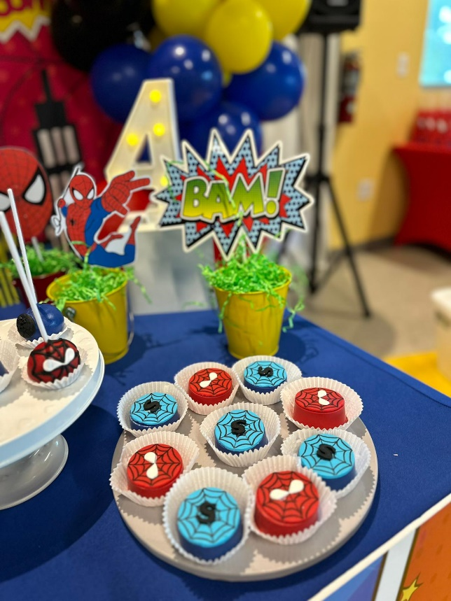 a Spider-Man MCU birthday party themedécor with snacks