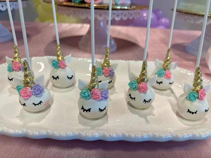 Cake pops at an event